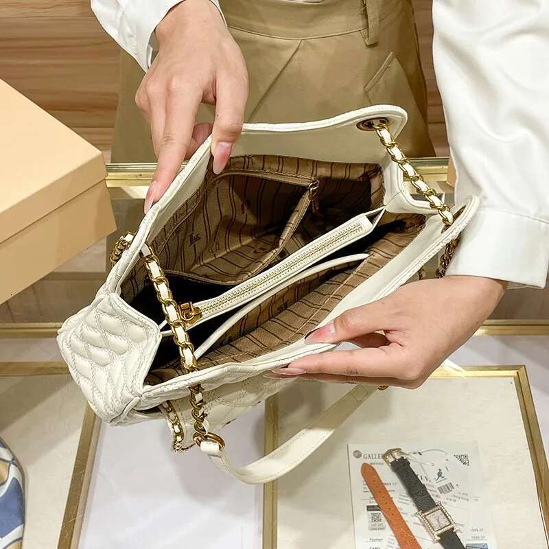 Light Brand Women's Handbag New Designer High-Quality Shoulder With Contrasting Color Crossbody Chain Bucket Bag