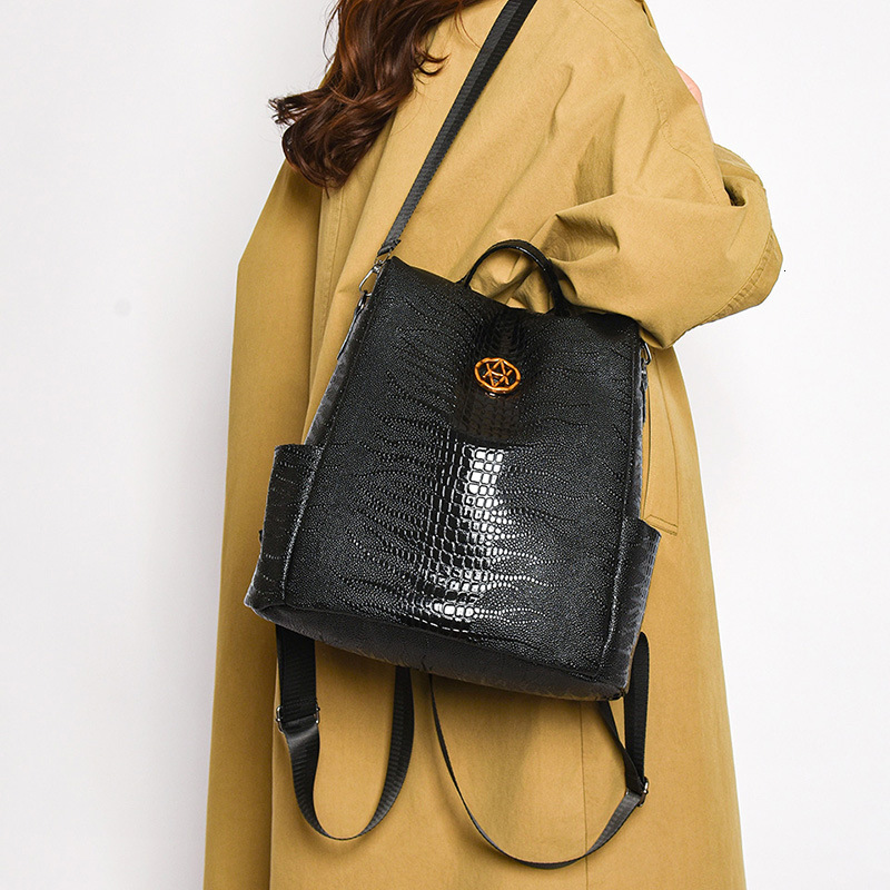 Lightweight Luxury Texture Women s Backpack Fashion Designer Summer Backpack High quality Handbag Crocodile Pattern Temperament Outdoor Leisure Storag