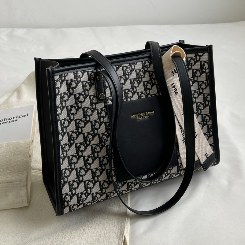 Free Shipping new designer Shoulder tote Bags for womens Fashion Bag Handbag black messenger fashionable printed woman crossbody bag
