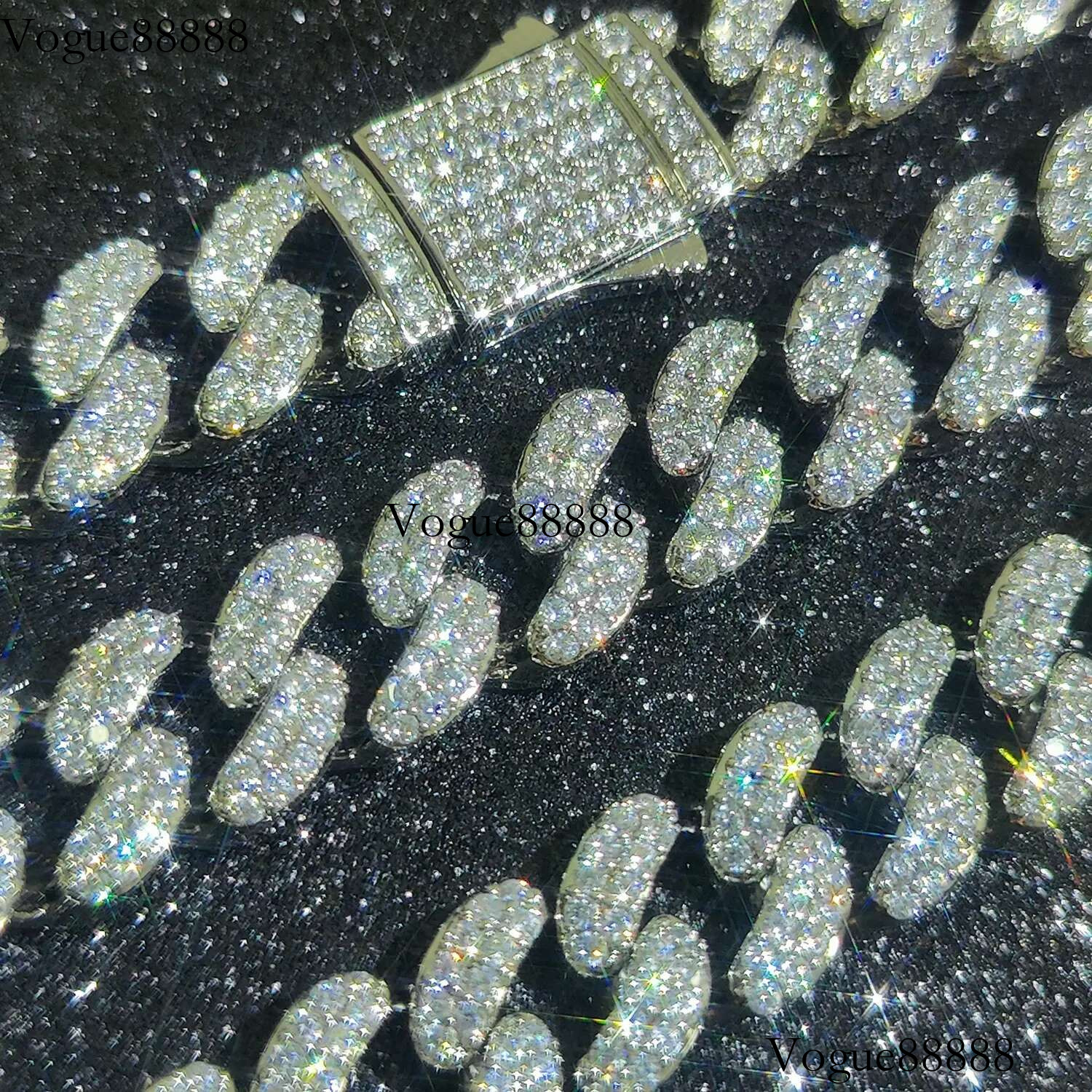 2025 Width 12mm Hip Hop Iced Out Bg Necklace High Quality Miami Cuban Chain Necklaces Fine Jewelry Gift for Men Women