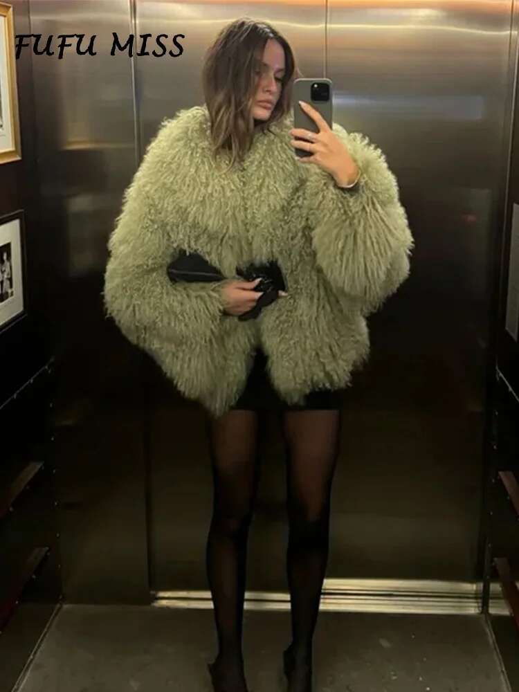 Fluffy Faux Fur Coat Women Solid Lapel Long Sleeve Loose Thicken Jacket Overcoats 2024 Winter Lady Fashion Warm Outwears