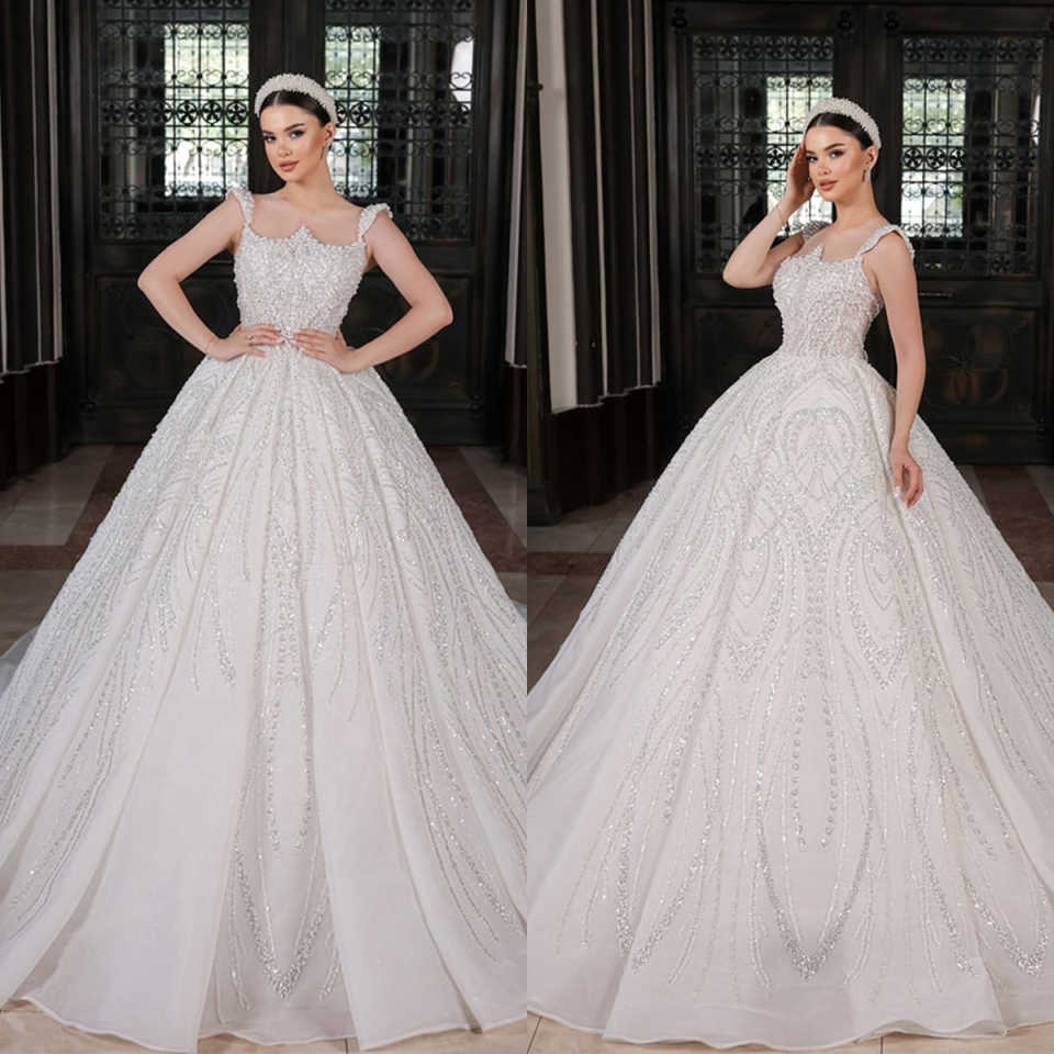 A e Women Wedding Sheer Neck Sleeveless Bridal Gowns Pearls Beaded Lace Sweep Train Dress Custom Made