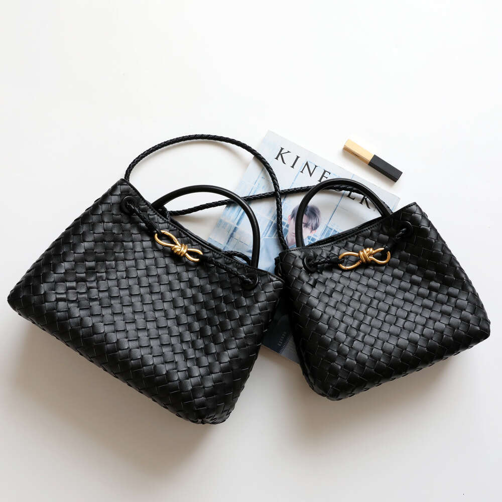 Small And Fashionable Design, New Metal Knot Leather Woven Tote Bag, One Shoulder Portable Large Capacity Women's Bag