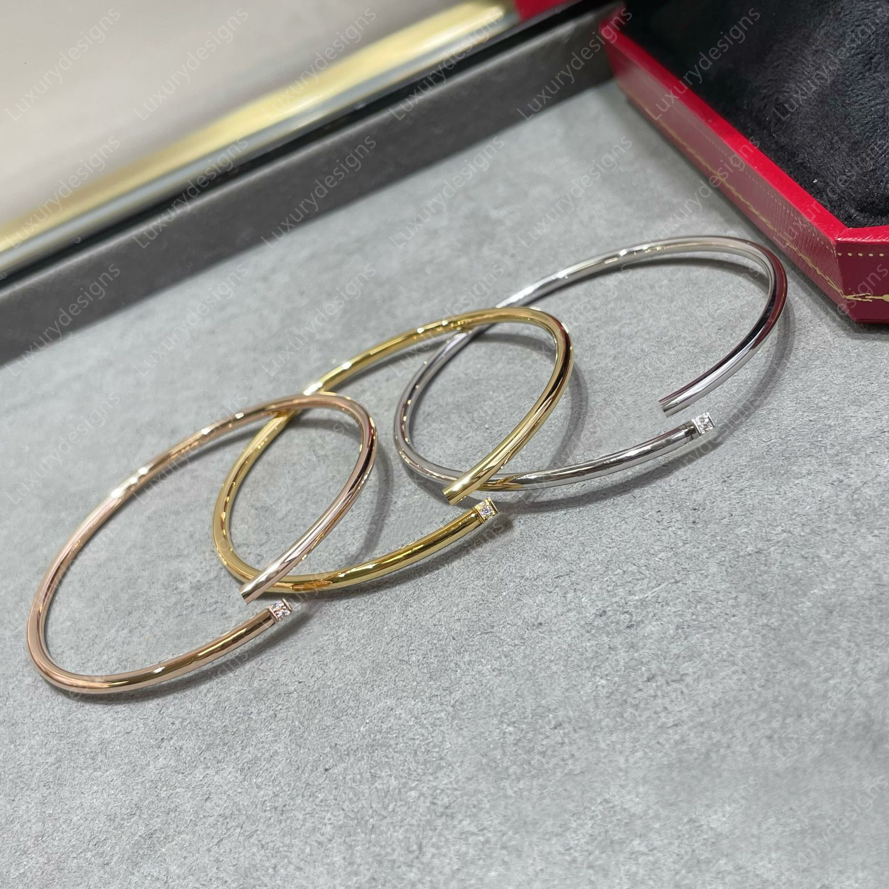 Thin Nail Bracelet Diamonds Designer Bracelets Womens Top Quality V Gold 18K Gold Plated Luxury Nail Bangle 3 Colors Fashion Jewelry with Red Box Packing