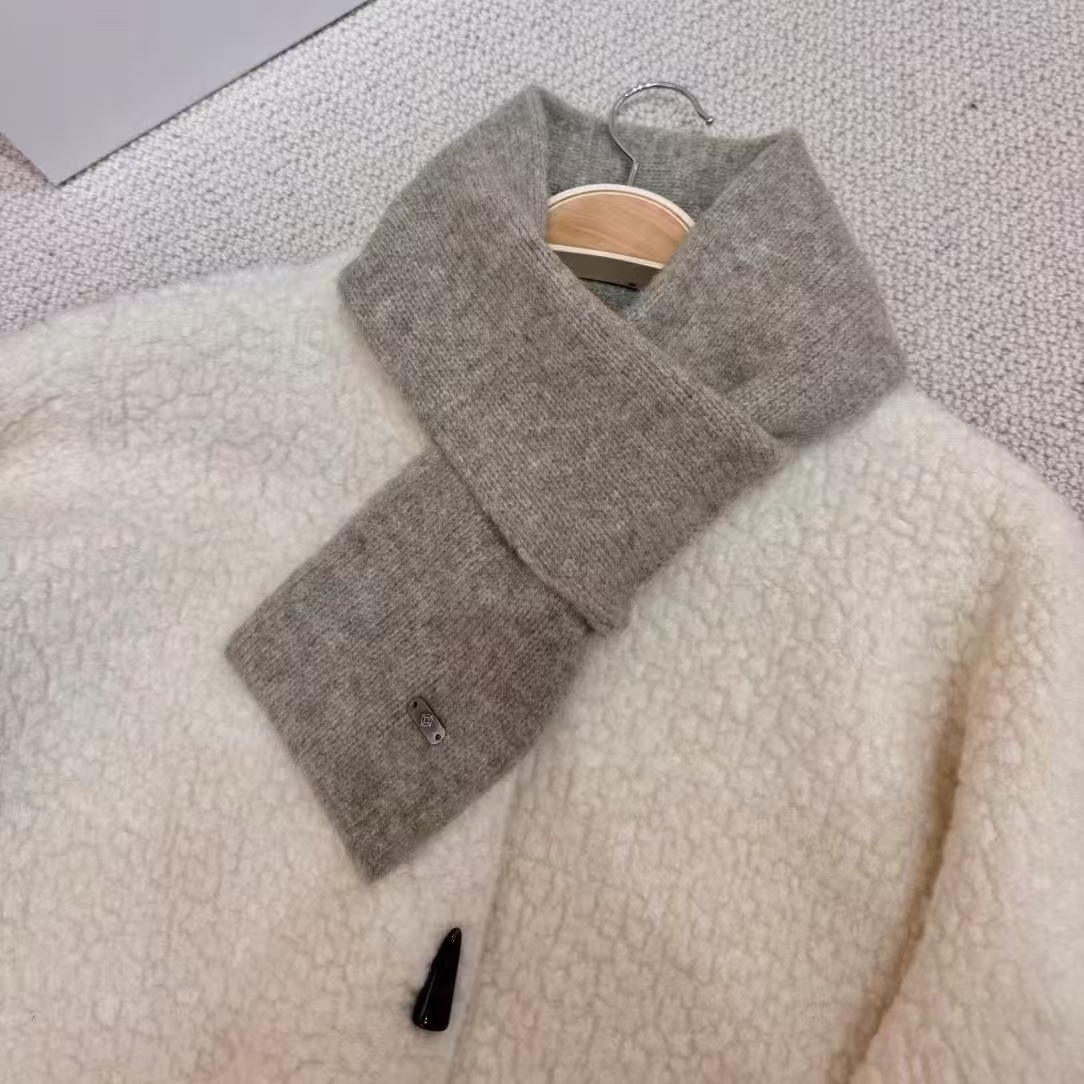 K112 Exported to Korea! Wool knitted blended ear-piercing small scarf winter solid color warm neck scarf wholesale