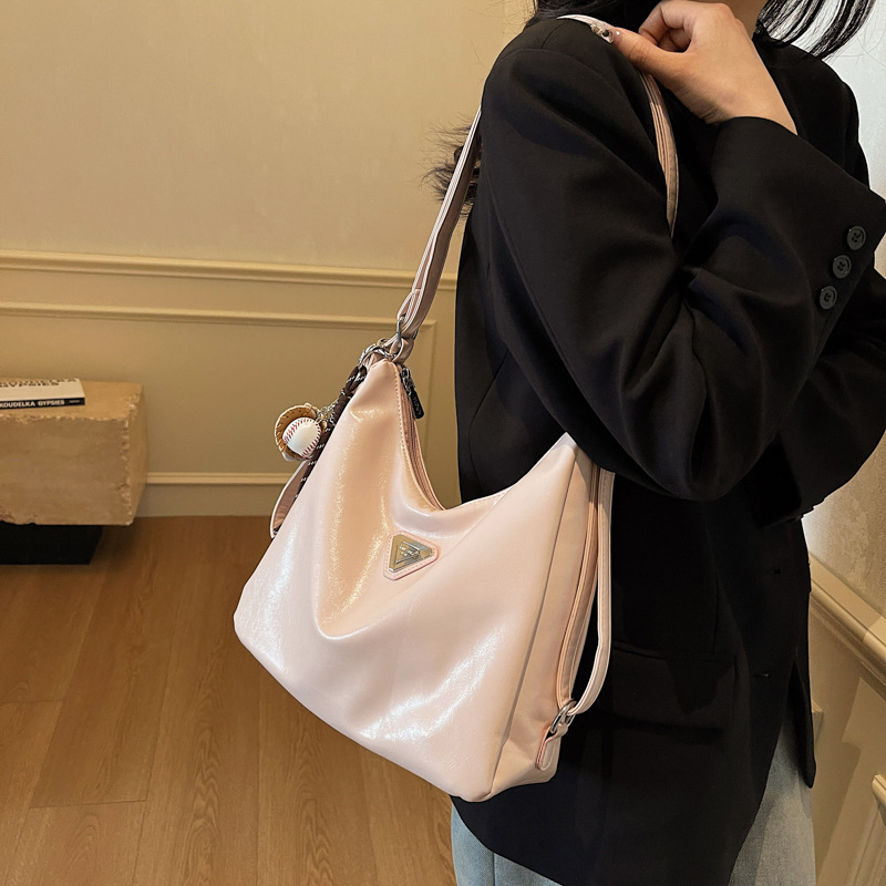 Free Shipping 2025 new designer Shoulde Bags for womens Fashion flap Bag Handbag casual Backpack messenger fashionable woman crossbody bag