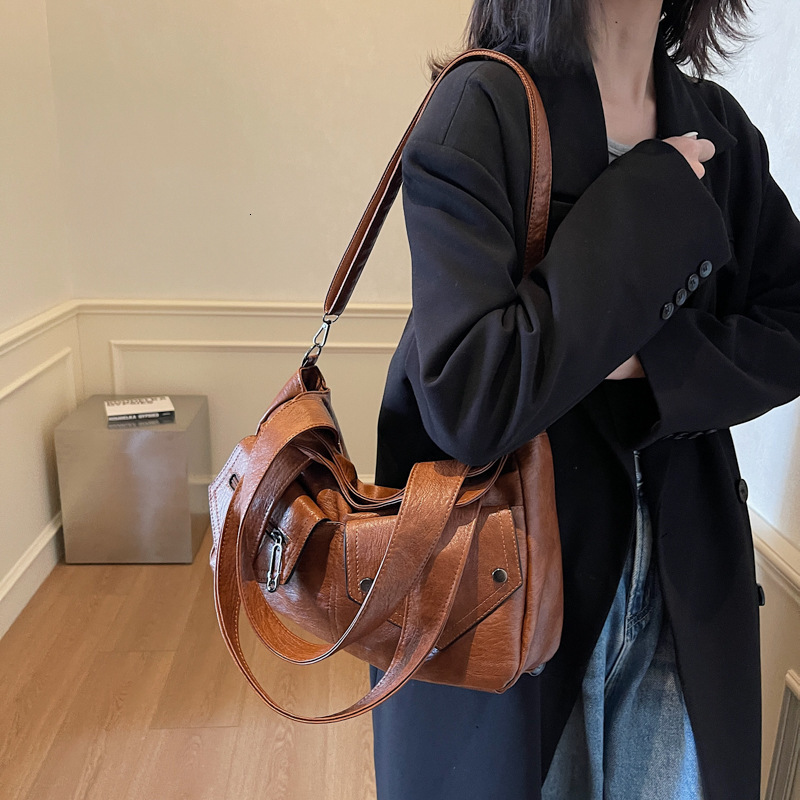 Large Capacity Bag For Women, Fashionable High-End, Single Shoulder Crossbody Bag, Stylish And Versatile Handbag