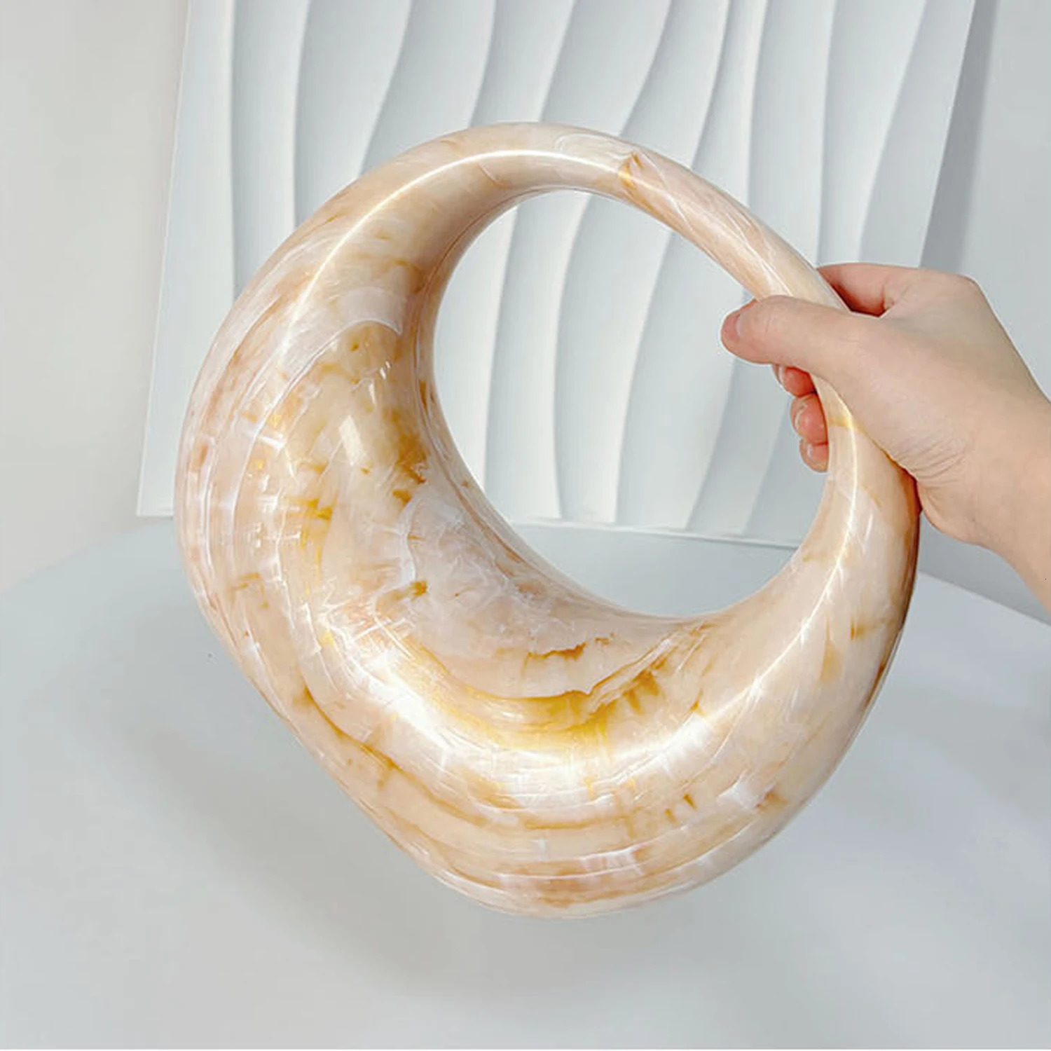 White Marble Acrylic Evening Clutch Bag for Woman Party Wedding Half Moon Glossy Shell Handbag Lady Shoulder Purse 250305