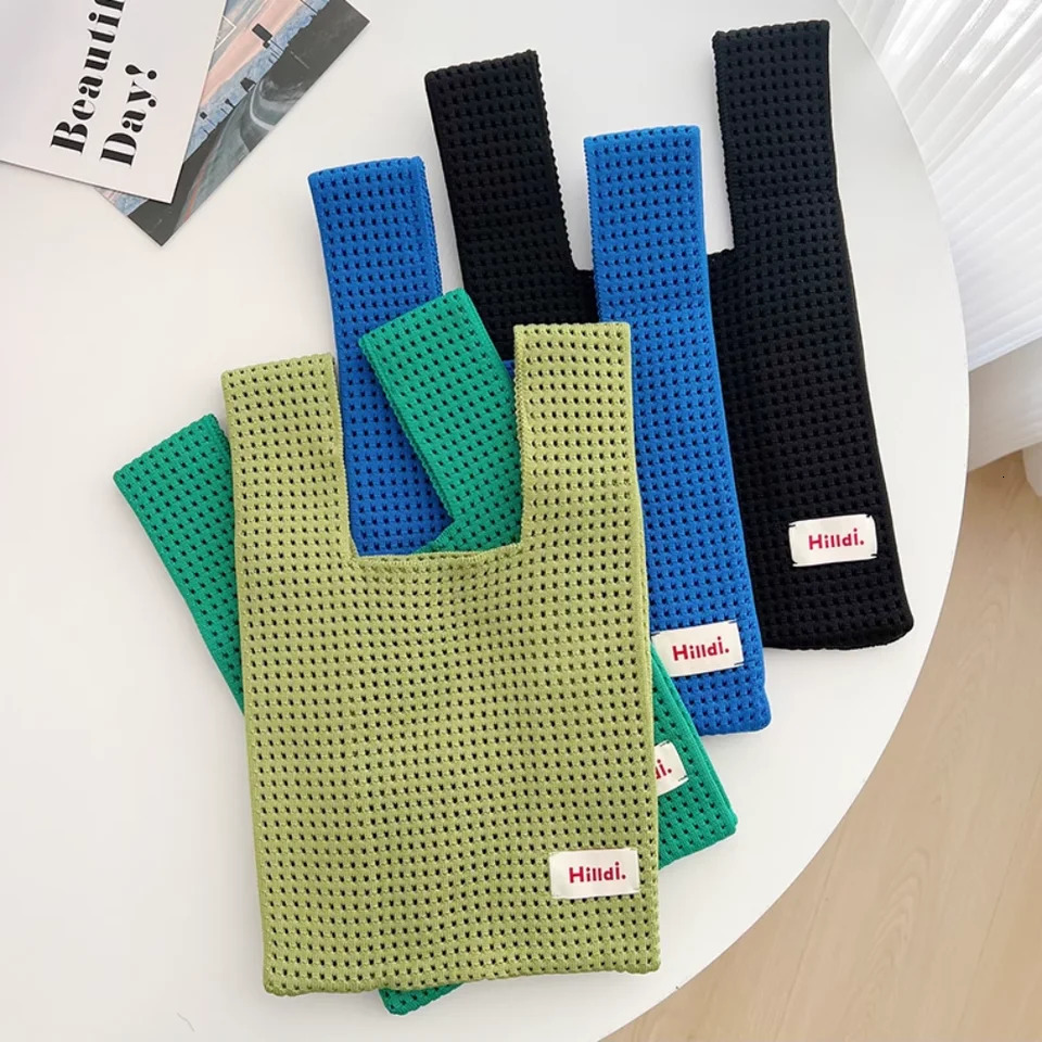 Skeleton Solid Color Knitted Bag WomenS Mini Knot Wristlet Hundred Large Capacity Mesh Handbag Reusable Shopping Bag Summer R250312
