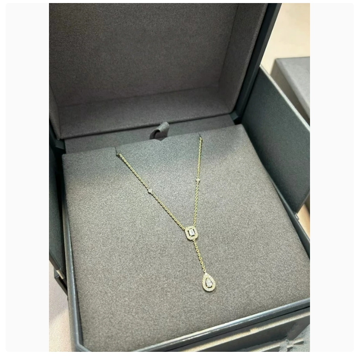 High version necklace er diamondencrusted love Drops rock sugar necklace women plated 18K beautiful girl all match personality collarbone chain Z25091