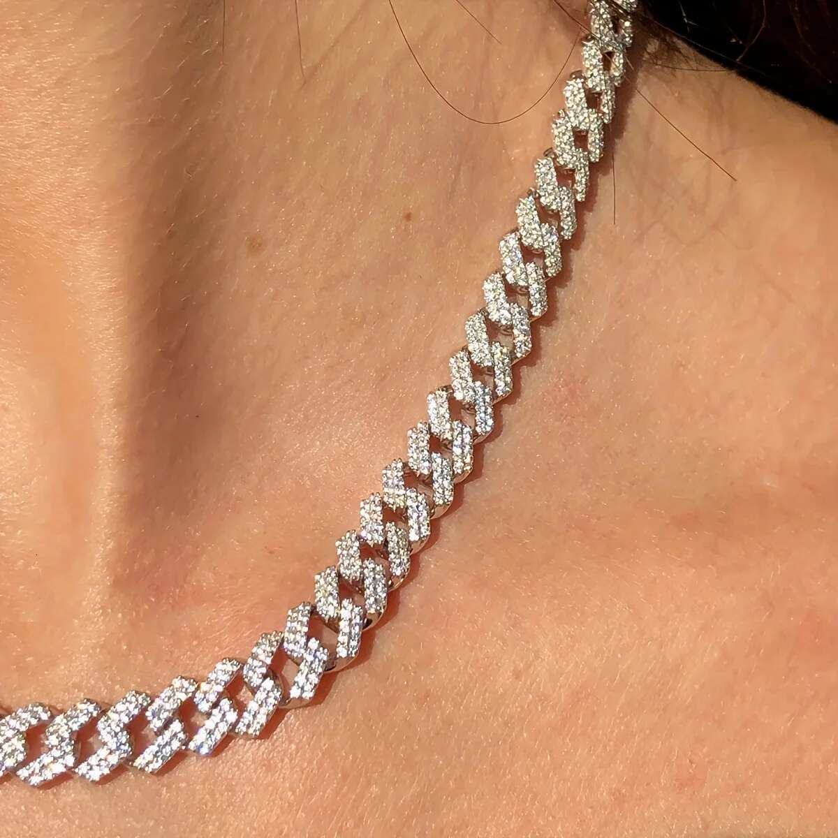 2025 JIUZUAN D color full moissanite Cuban chain women's men's S sier necklace hip hop fashion boutique jewelry