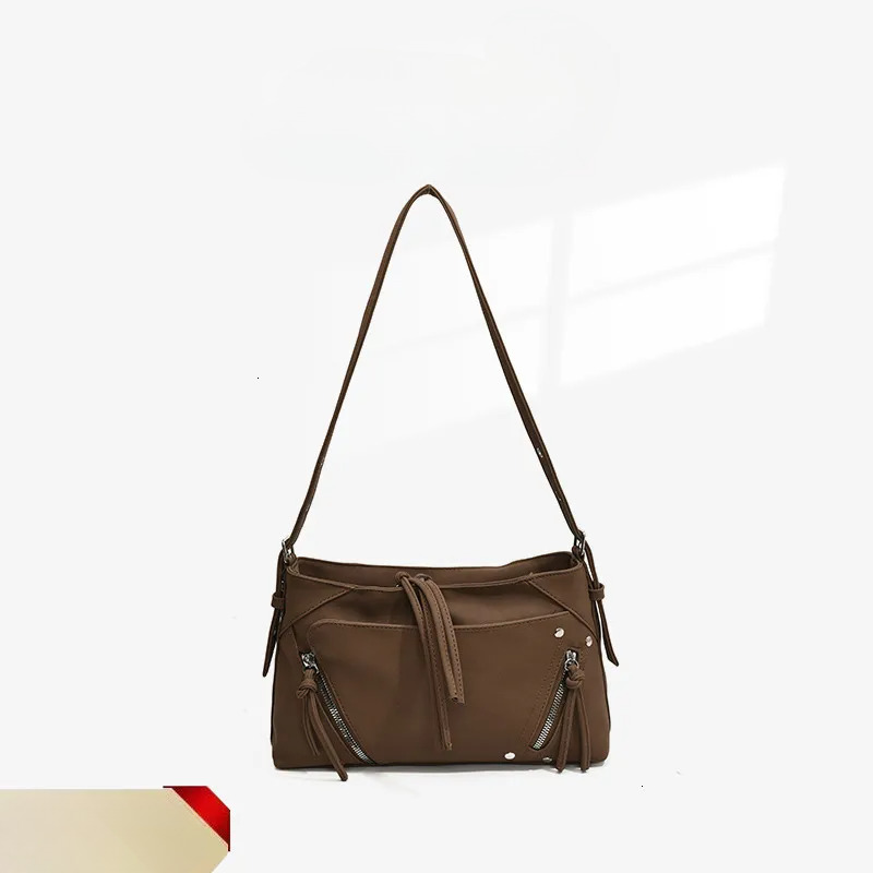 Women's Casual Crossbody Bag Personalized Large Capacity 2025 Autumn/winter New Designer Shoulder Bag Functional Fashionable Design Slanted Pillo