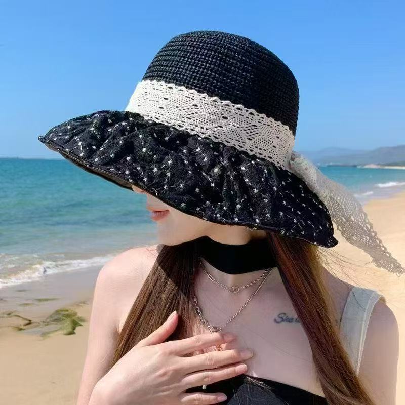 baseball cap 2025 Spring Summer New Beach Sunscreen Fashion and Versatile Lace Large brimmed Sun Hat