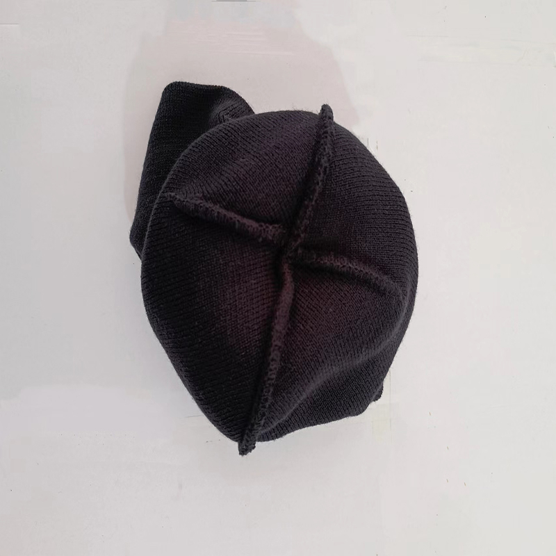 High-Quality Brimless Knitted Beanie for Men and Women Durable Fabric with Multiple Color Options