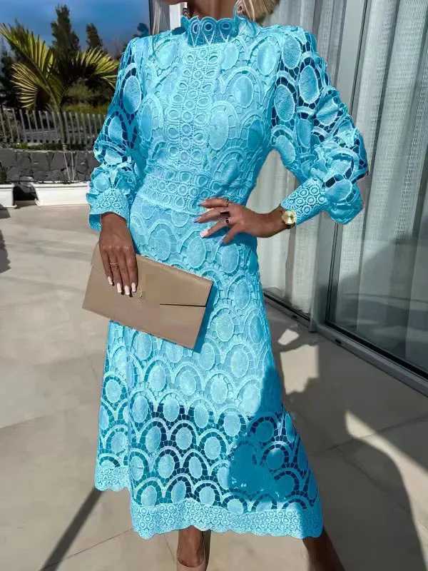 Urban Sexy Dresses 2025 Spring New Fashionable French Lace Stand Up Collar Bubble Slves Waist Cinching Slimming Dr Elegant Long Dr Y240312A503