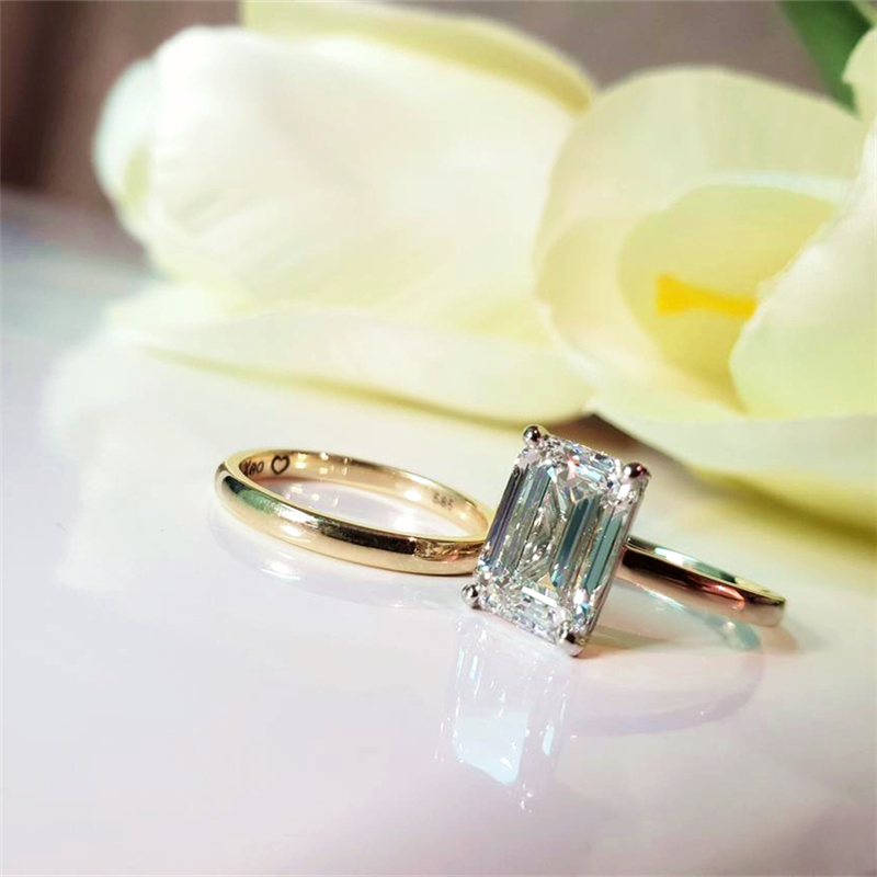 Jewelry Lab Grown Diamond Engagement Ring 2 Carats Emerald Cut Solitair Two Tones Yellow And White Gold Ring IGI Certified E VS1 Wedding Gold Ring For