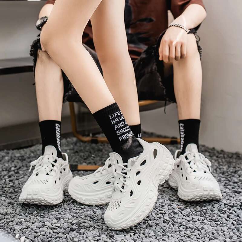 New Fashion Breathable Garden Summer Couple Non-slip Thick Bottom Sandals Outdoor Baotou Beach Men's Shoes