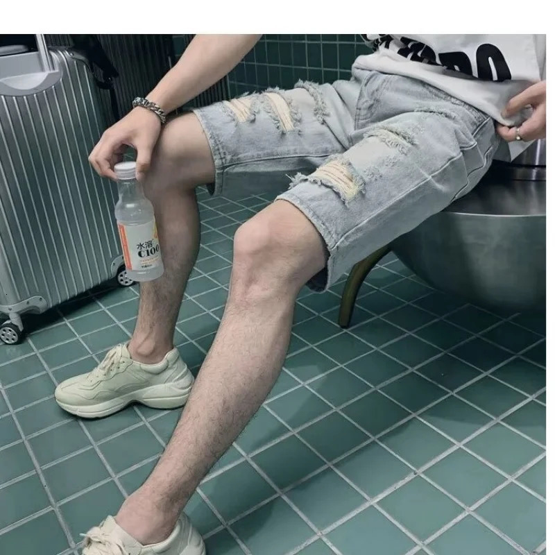 Beggar denim shorts mens summer thin trend of wearing tight pants Korean version clown 250313