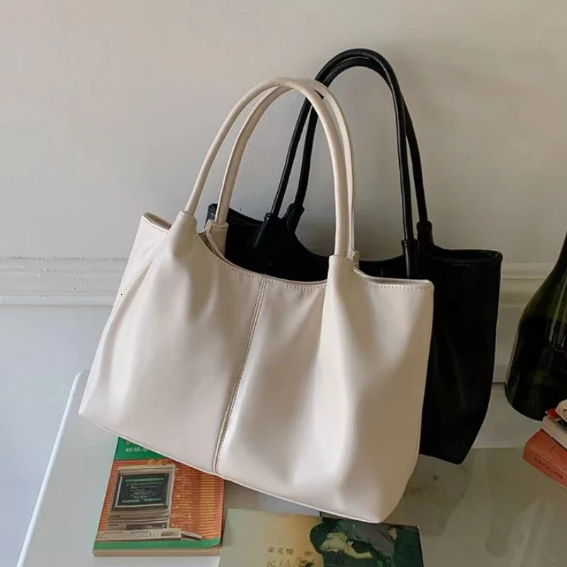 Simple White Shoulder Bag 2025 Womens PU Leather Soft Underarm Tote Bag School Large Capacity Bag Full Student Shopping Handbag R250312