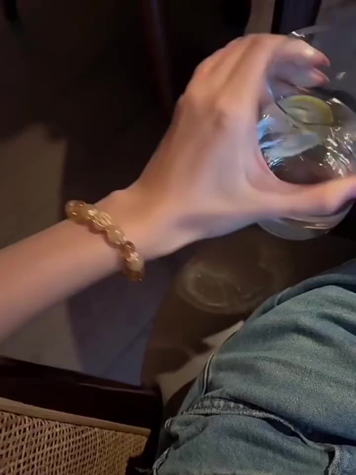 Transfers attract wealth imitation citrine bracelet light luxury niche exquisite blonde hair crystal transit beads bracelet female 2025 new