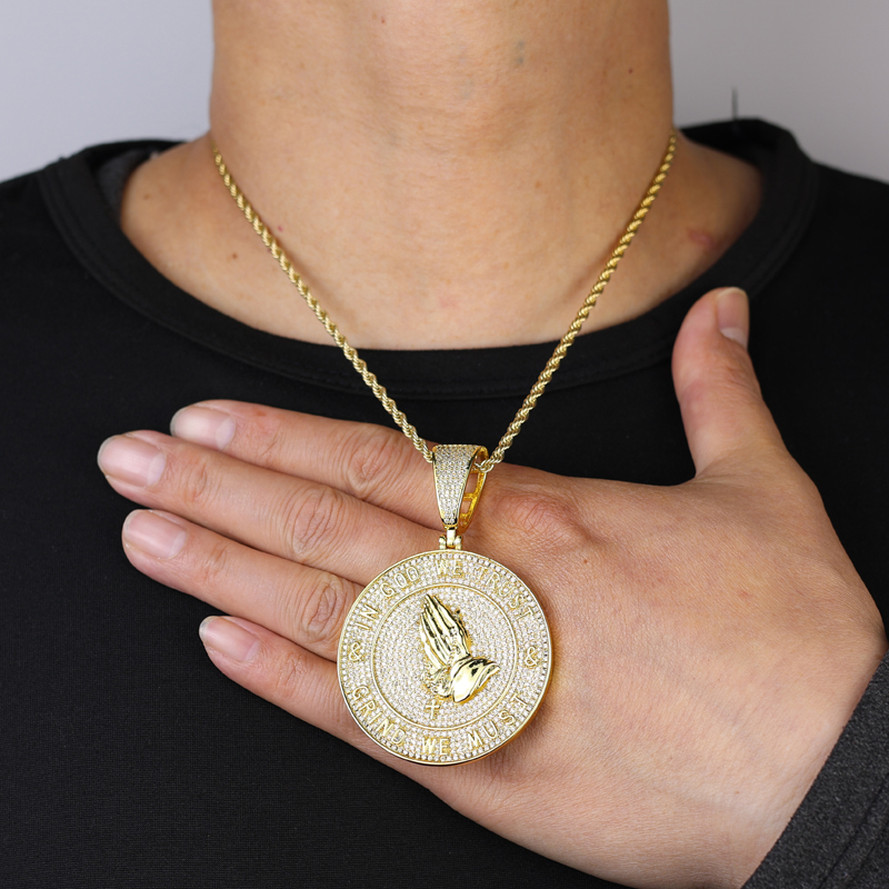 New arrived hip hop pendant with full cz paved gold plated punk styles letter in god we trust charm with rope chain necklace for men boy pray jewelry 