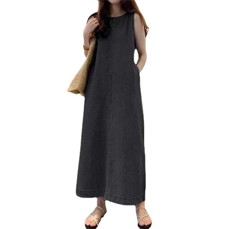 Fashionable skirt, round neck, sleeveless pocket, loose long vest, denim robe dress, women's wholesale, 2025 temperament versatile new trend clot