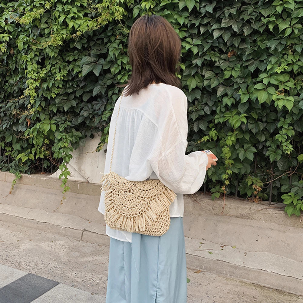 Summer Beach Vacation Women Tassels Woven Bag Straw Rattan Weave Shoulder Crossbody Bags Ladies Fashion Tassels Handbags Purse R250312