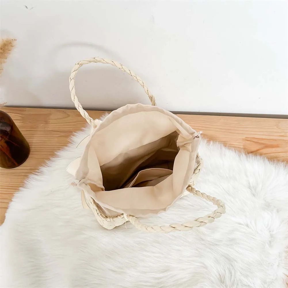 Summer Beach Handmade Woven Portable Bag Ladies Straw Square Basket Vintage Tote R250312