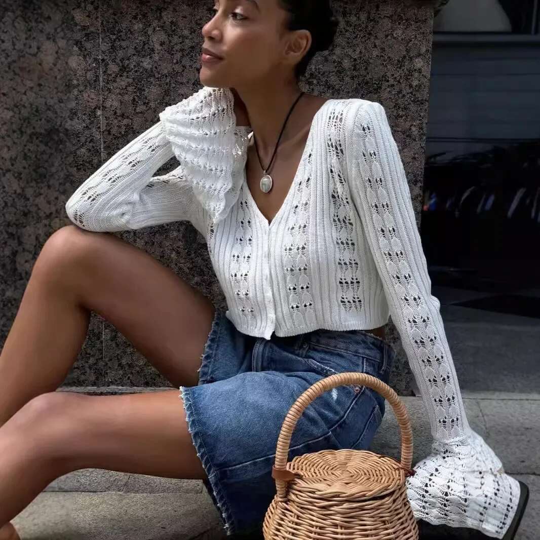 Women's Knitted Cardigan New Solid Color Long Sleeve V-Neck Cropped Top European American Cross-Border Style Fashion Clothing