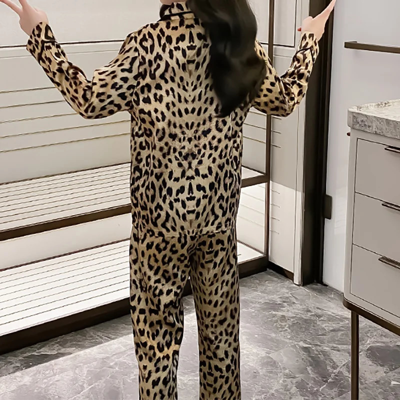 2PCS Childrens Summer Long sleeved Leopard Pattern Shirt TopPants Satin Silk Comfortable Girls and Youth Pajama Set 5-10Y 250312