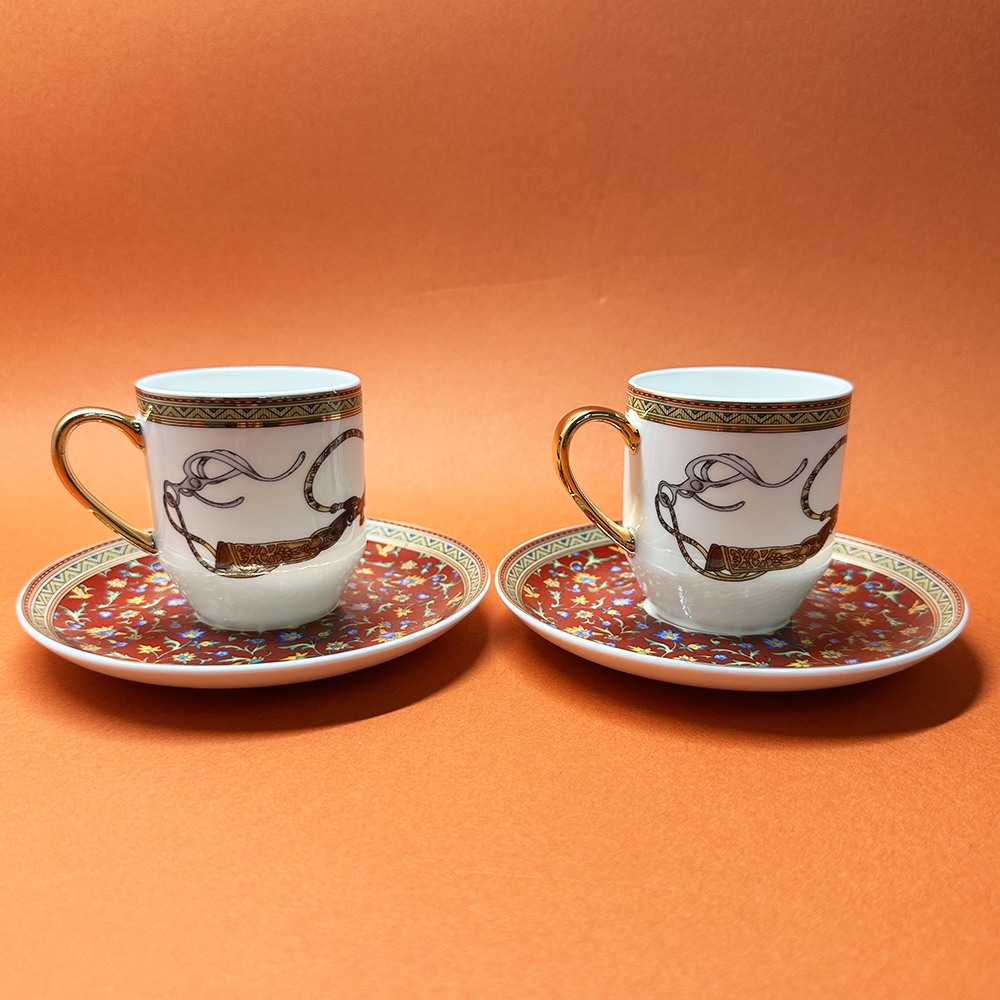 Horse Design European Bone china set Top Grade Porcelain coffee cup and saucer Gifts Pearl glaze
