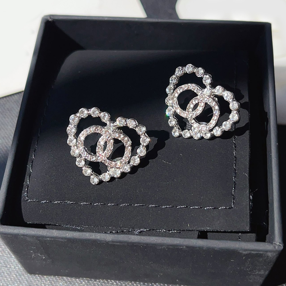 Charm Letter Stud Crystal Earrings Heart Geometric Famous Women Rhinestone Pearl Gold Plated Stainless Steel Earring Wedding Party Classic Jewerlry New Styles