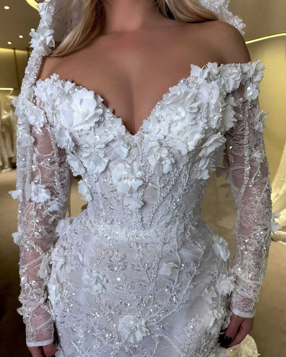 Sexy Mermaid Wedding Dress Off Shoulder Long Sleeves Bridal Gowns 3D Appliques Pearls Sweep Train Dresses Custom Made vestidos de novia