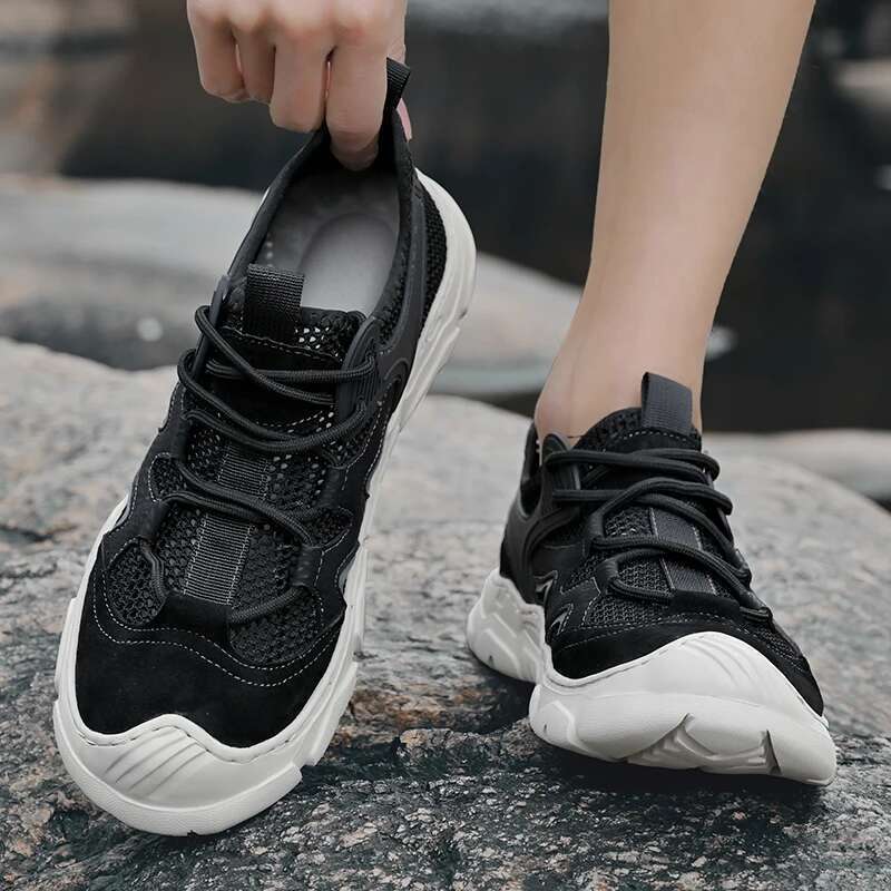 2025 Fashion New Summer Breathable Casual Comfortable Thin Mesh Soft Sole Slip Over Sports River Tracing Shoes Men