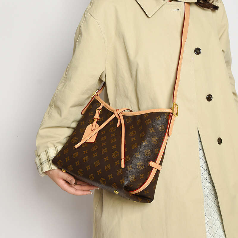 Large Capacity Women's 2025 Commuter Single Shoulder Fashion Printed Crossbody Underarm Old Flower Temperament Big Bag