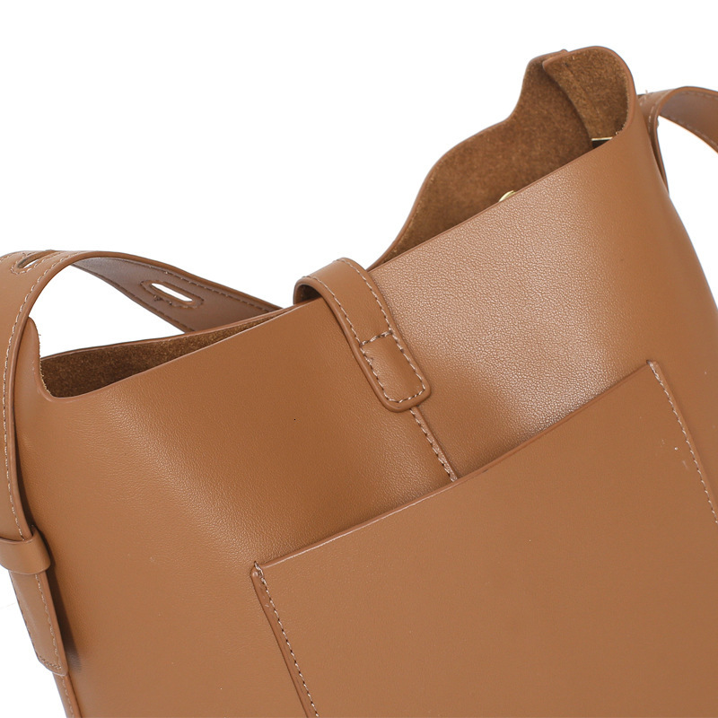 2025 New Fashionable Genuine Leather Women's Korean Style Nappa Versatile Casual Handheld Single Shoulder Crossbody Bag