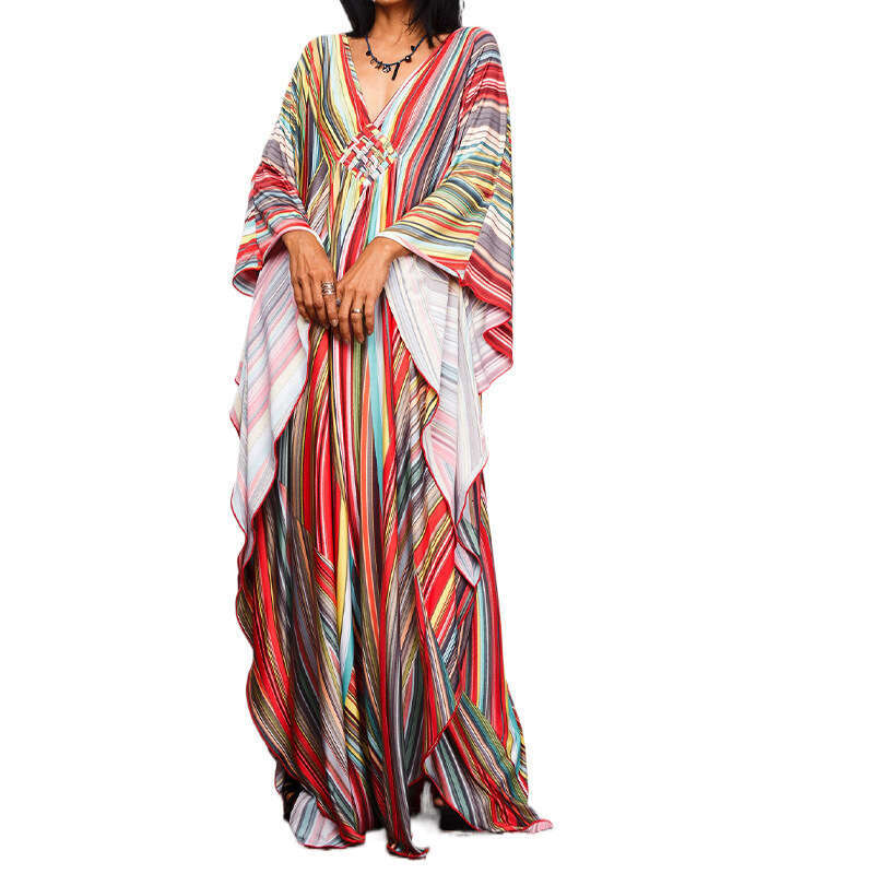 New European American beach cover shirts for vacation, relaxed sun protection clothes, bikini robes, 2025 new style, chic and elegant clothing