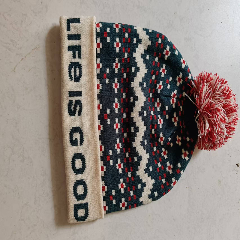 Brimless Unisex Knitted Beanie - High-Quality Materials & Multiple Colors Available