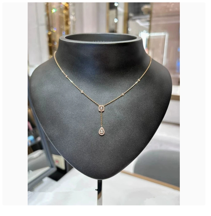 High version necklace er diamondencrusted love Drops rock sugar necklace women plated 18K beautiful girl all match personality collarbone chain Z25091