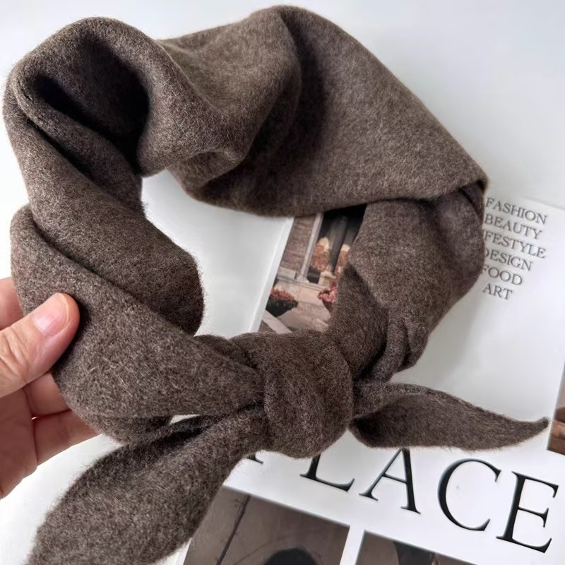 K116 Treasure item small scarf autumn and winter containing wool soft and waxy multi-purpose scarf collar small scarf to reduce age and versatile tria
