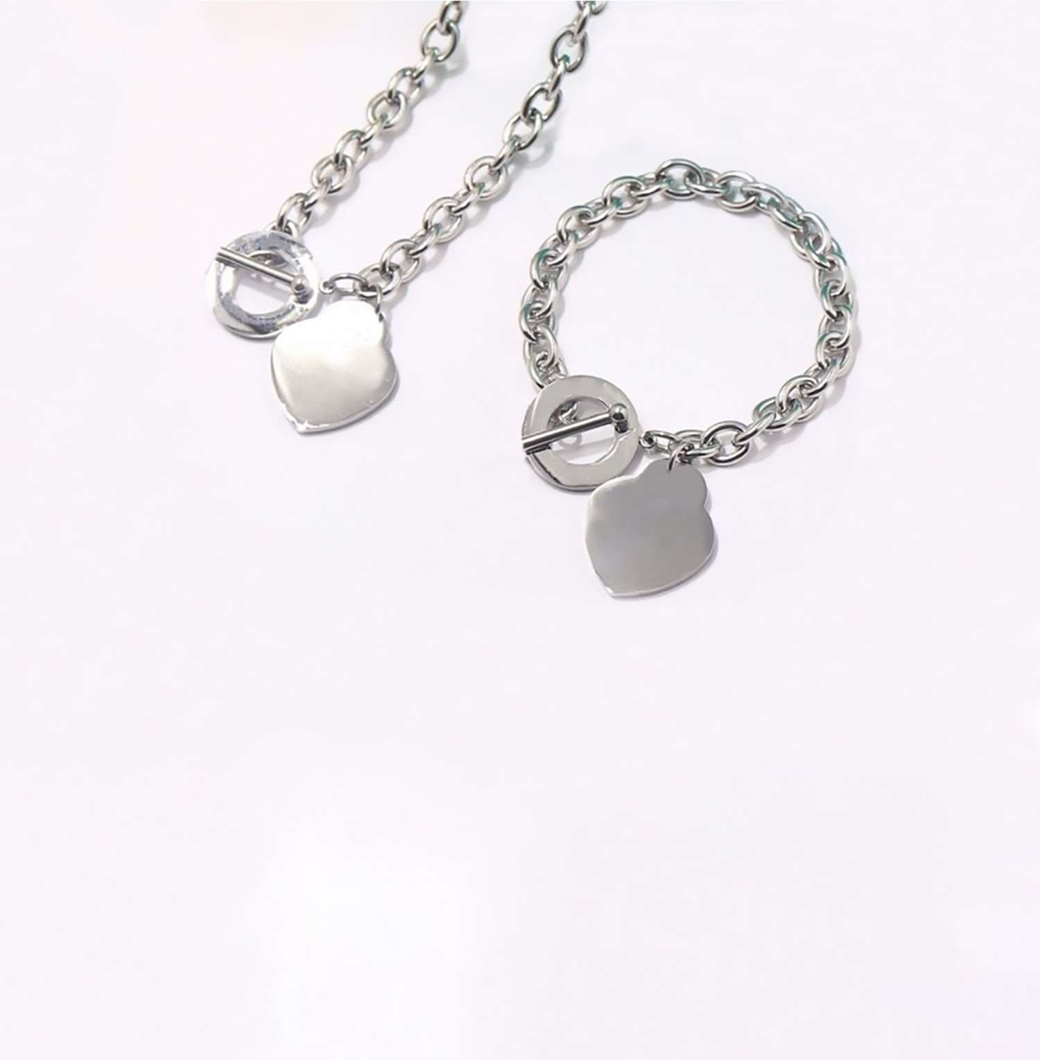 18K Gold Plated High Qualityy Link Bracelet Heart Necklace Classic Fashion Lover a Bracelet with Diamonds and Mother of pearl for Women&Girl Jewelry Women gifts