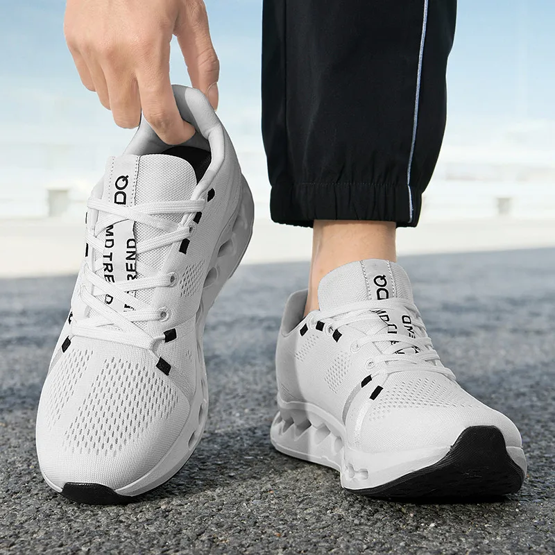 New Outdoor Cushioning Soft Sole Professional Breathable Mesh Sports Shoes Men's Fashion Test Racing Running Shoes