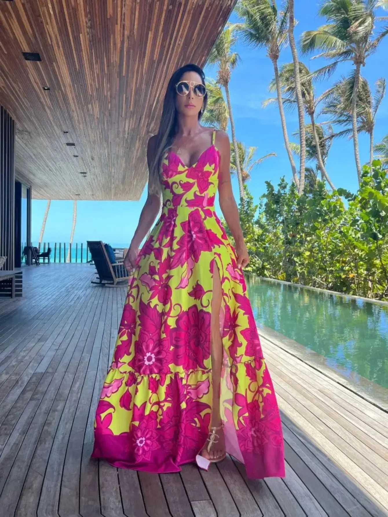 Urban Sexy Dresses 2025 Summer Print Long Dr Women Clothing Lace Up Sling Party Dres Pattern Strappy Ladies Hollow Out V-Neck Beach Vestidos Y2403128H