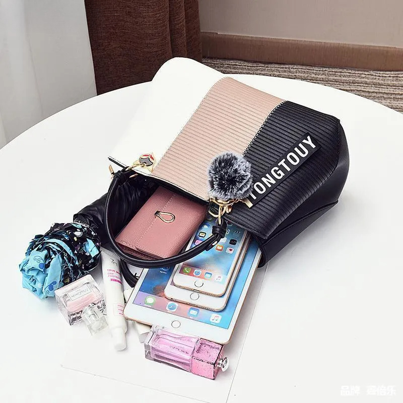 Bag 2025 Spring/summer New Women's Personalized Design Handbag High Quality Large Capacity Women's Handbag High Quality Crossbody Bag