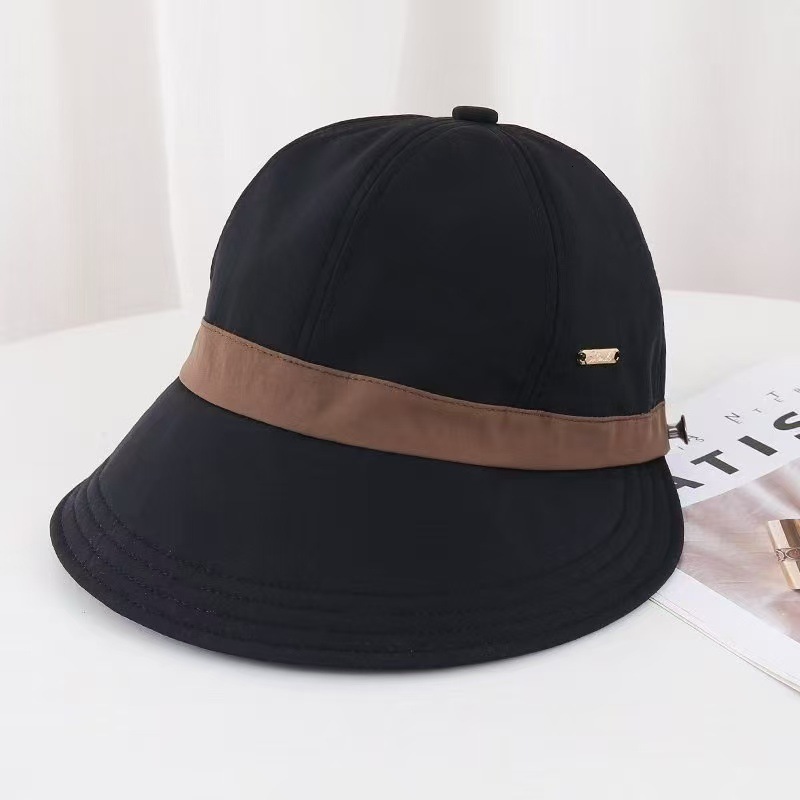 baseball cap Sunscreen face enhancing small equestrian hat, 2025 new adjustable color blocking travel, sun shading, leisure versatile big head circumf