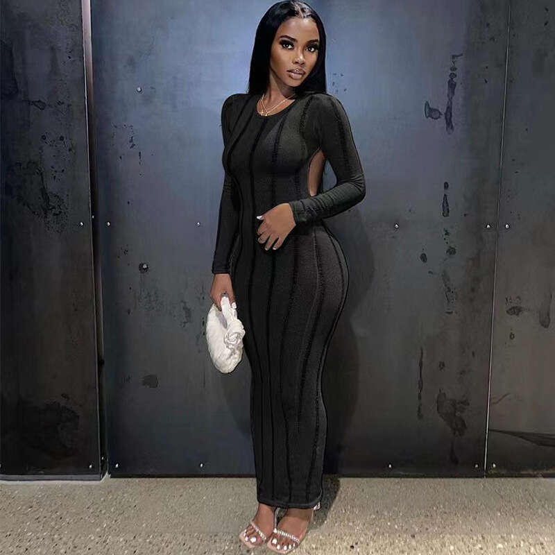 Wind Women's Winter New Fashionable Solid Color Back Hollow Out Woolen Long Sleeved Dress