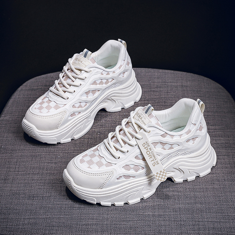 2025 Spring Summer Women S White Shoes Fashion Designer Simple Board Shoes Trendy Solid Color Outdoor Sports Shoes Breathable Casual Soft Bottom Runni