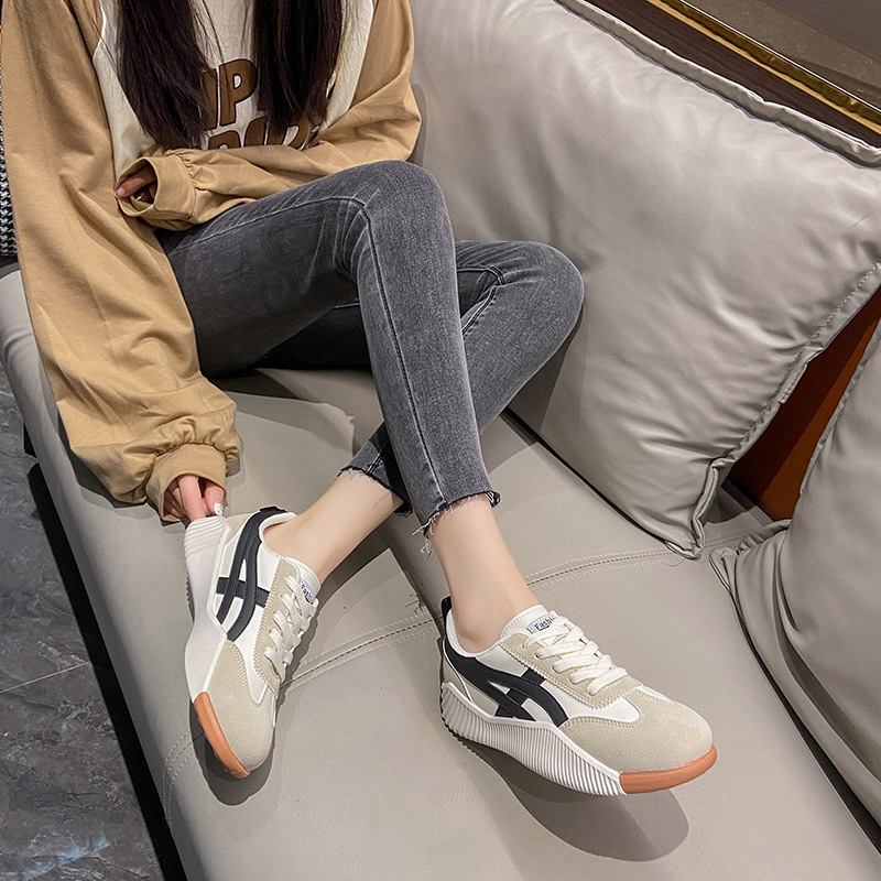 2025 New Korean Designer Trendy Fashion Flat White Breathable Casual Women's Student Union Running Shoes