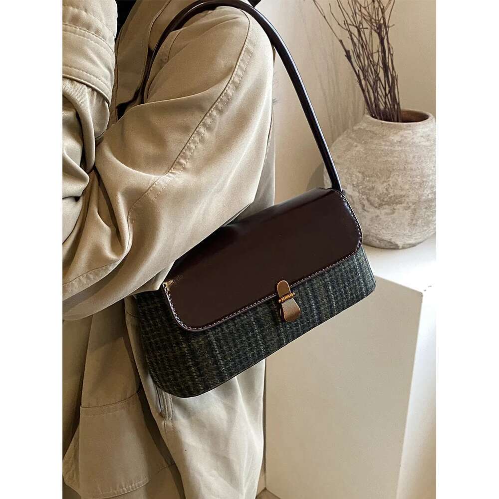 England Style Women Shoudler Bags Solid Pu Flap Underarm Bag Commute Tweed Pillow Packs Large Capacity Female Handbag