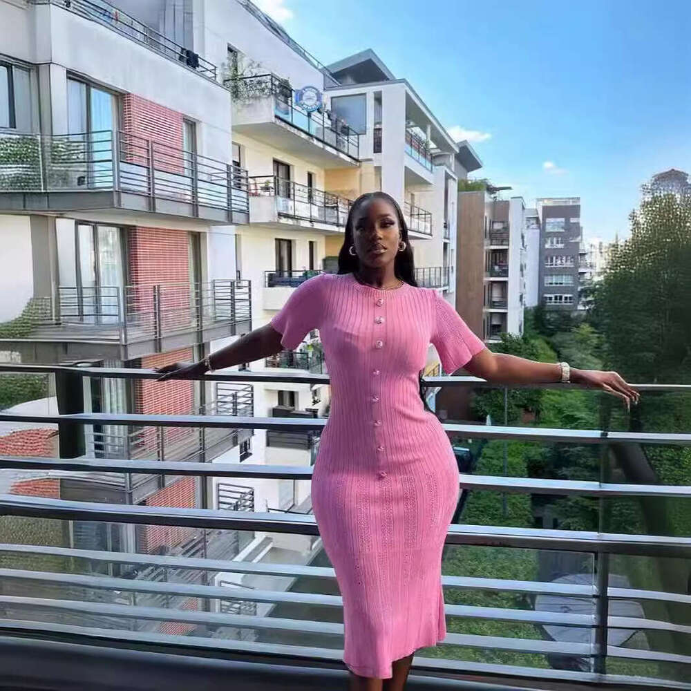 New Summer Round Neck Short Sleeve Dress With Knitted Hip Wrap For Women